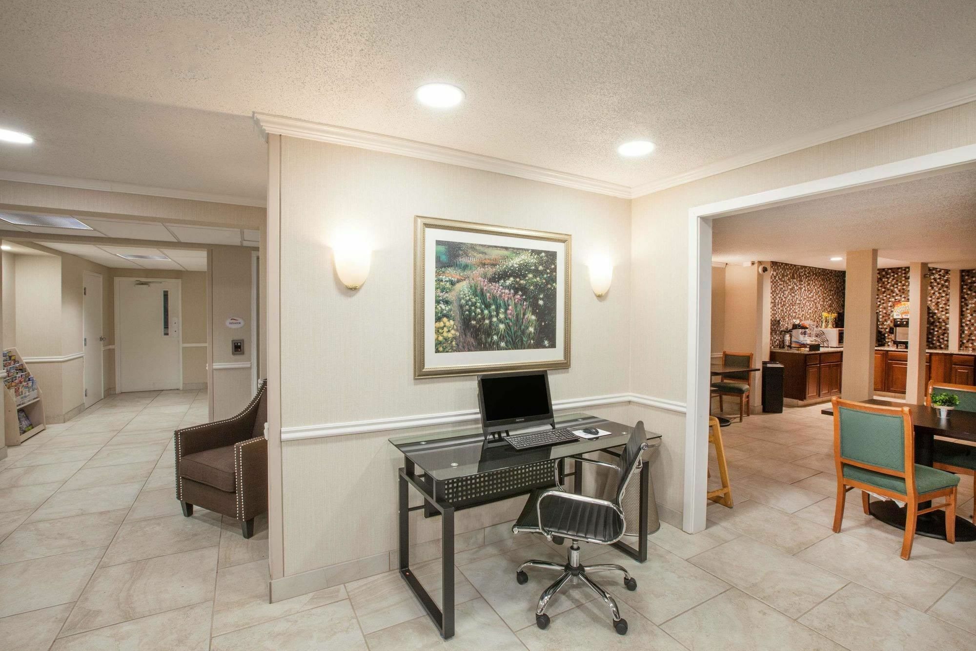 Baymont By Wyndham Texarkana Exterior foto